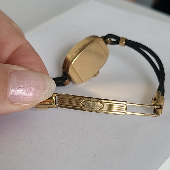 Vintage Antique Luxury Art Deco Gold Plated Dominator Black Corded Wind Up Watch - Picture 8 of 12